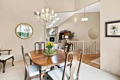 10904 Chatham Court S, Burnsville, MN 55337 - Photo 11