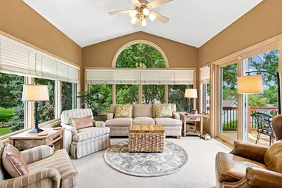 10904 Chatham Court S, Burnsville, MN 55337 - Photo 21