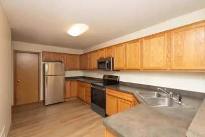 8944 Pheasant Lane, Saint Bonifacius, MN 55375 - Photo 5