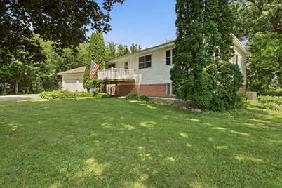 517 1st Street S, Waterville, MN 56096 - Photo 3