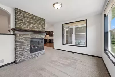 8652 Lake Riley Drive, Chanhassen, MN 55317 - Photo 13