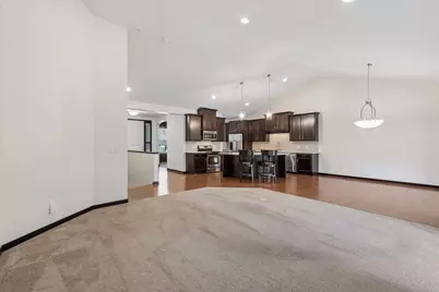 8652 Lake Riley Drive, Chanhassen, MN 55317 - Photo 11