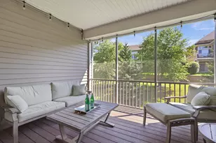 8652 Lake Riley Dr, Chanhassen, MN 55317 - Photo 11