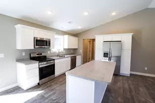 8238 Moidore Dr NW, Bemidji, MN 56601 - Photo 3