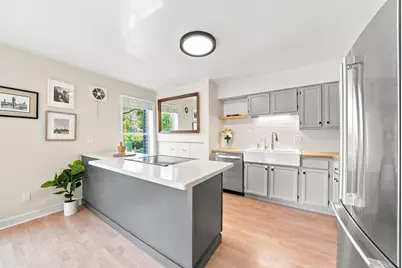 1911 S 5th Street, Minneapolis, MN 55454 - Photo 9