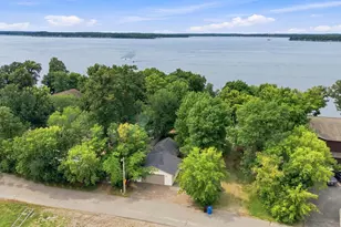 1244 E Shore Dr, Detroit Lakes, MN 56501 - Photo 41