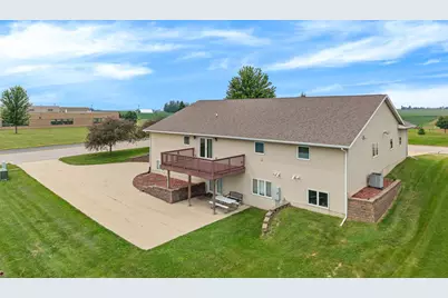 900 Courtney Drive, Caledonia, MN 55921 - Photo 43