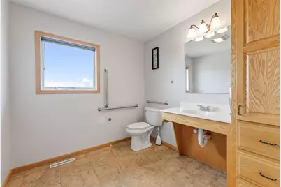 900 Courtney Drive, Caledonia, MN 55921 - Photo 15