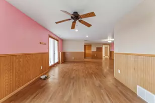900 Courtney Dr, Caledonia, MN 55921 - Photo 21