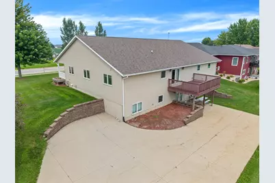 900 Courtney Drive, Caledonia, MN 55921 - Photo 41