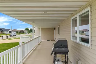900 Courtney Dr, Caledonia, MN 55921 - Photo 39