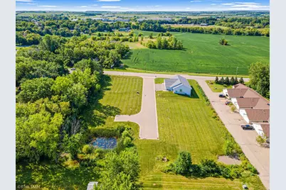 680 Heritage Lane, Hammond, WI 54015 - Photo 9