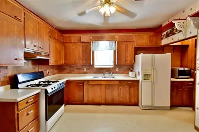 216 3rd Street N, Brownton, MN 55312 - Photo 3
