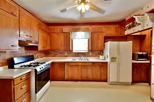 216 3rd St N, Brownton, MN 55312 - Photo 3