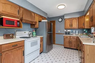 6828 51st Pl N, Crystal, MN 55428 - Photo 9