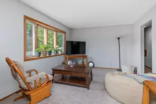 6828 51st Pl N, Crystal, MN 55428 - Photo 3