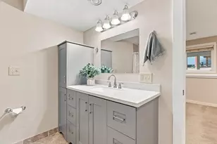 970 Pontiac Ln, Chanhassen, MN 55317 - Photo 19