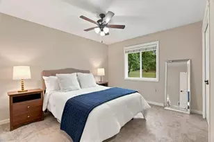 970 Pontiac Ln, Chanhassen, MN 55317 - Photo 7