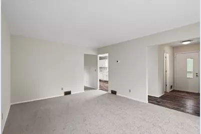 3429 Pilgrim Lane N, Plymouth, MN 55441 - Photo 3