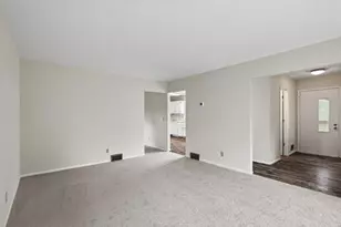 3429 Pilgrim Ln N, Plymouth, MN 55441 - Photo 3