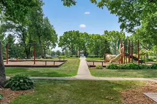 3429 Pilgrim Ln N, Plymouth, MN 55441 - Photo 31