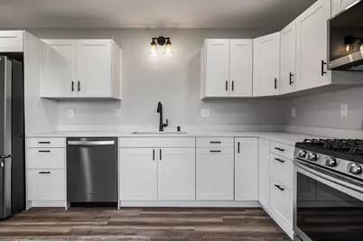 6432 84th Court N, Brooklyn Park, MN 55445 - Photo 5