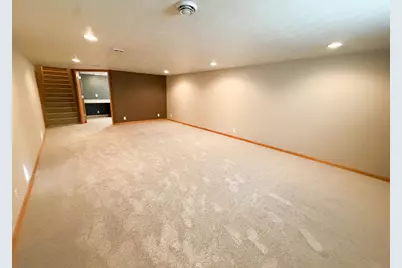 962 Miles Drive, Worthington, MN 56187 - Photo 27