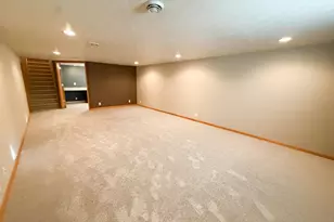 962 Miles Dr, Worthington, MN 56187 - Photo 27