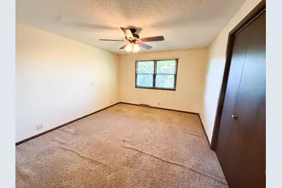 962 Miles Drive, Worthington, MN 56187 - Photo 21