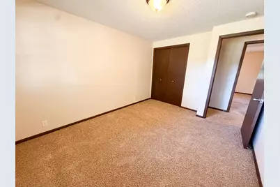 962 Miles Drive, Worthington, MN 56187 - Photo 19