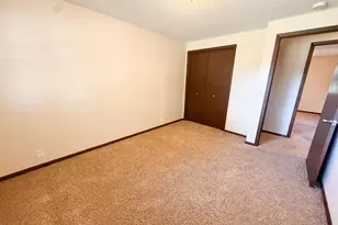 962 Miles Dr, Worthington, MN 56187 - Photo 19