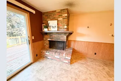 962 Miles Drive, Worthington, MN 56187 - Photo 11