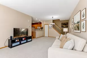 11845 85th Pl N, Maple Grove, MN 55369 - Photo 7