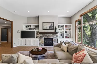 506 Hawthorne Woods Drive, Eagan, MN 55123 - Photo 31
