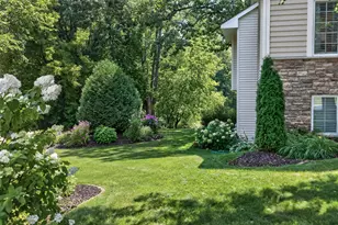 506 Hawthorne Woods Dr, Eagan, MN 55123 - Photo 67