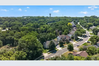 506 Hawthorne Woods Drive, Eagan, MN 55123 - Photo 79