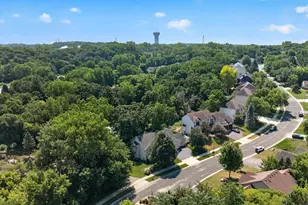 506 Hawthorne Woods Dr, Eagan, MN 55123 - Photo 79
