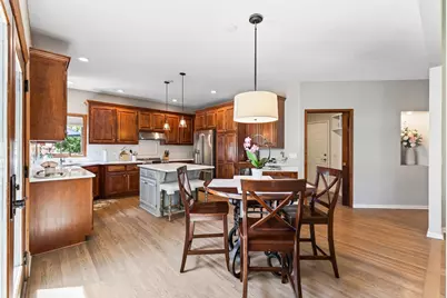 506 Hawthorne Woods Drive, Eagan, MN 55123 - Photo 35