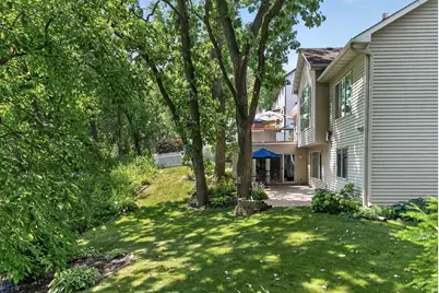 506 Hawthorne Woods Drive, Eagan, MN 55123 - Photo 69