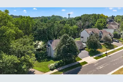 506 Hawthorne Woods Drive, Eagan, MN 55123 - Photo 81