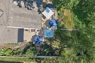 506 Hawthorne Woods Dr, Eagan, MN 55123 - Photo 85