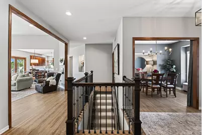 506 Hawthorne Woods Drive, Eagan, MN 55123 - Photo 25