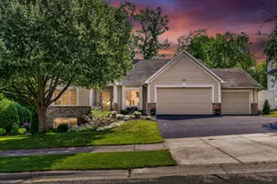 506 Hawthorne Woods Dr, Eagan, MN 55123 - Photo 93