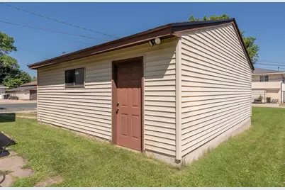 239 3rd Avenue W, Shakopee, MN 55379 - Photo 15