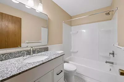 4 Pine Tree Drive #215, Arden Hills, MN 55112 - Photo 13
