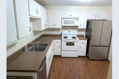 1077 Sibley Memorial Highway #506, LilyDale, MN 55118 - Photo 11