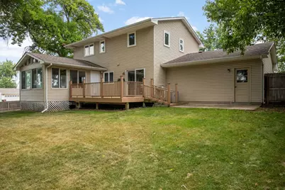 9900 41st Avenue N, Plymouth, MN 55441 - Photo 33