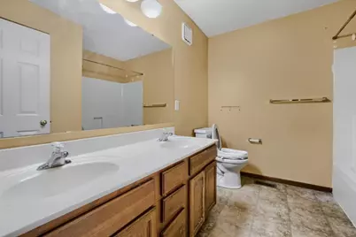 7540 Brunswick Avenue N, Brooklyn Park, MN 55443 - Photo 15