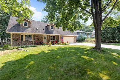 944 11th Avenue SE, Forest Lake, MN 55025 - Photo 3