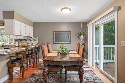 2048 17th Avenue E, North Saint Paul, MN 55109 - Photo 9